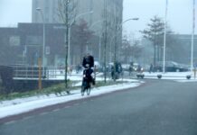 Jongeren krijgen les gevaren smartphone op de fiets