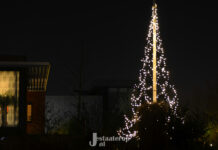 Kerstwandeling met scènes door Stadshagen