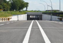 Tom Dumoulin, Niki Terpstra en Theo Bos bij opening Boxemtunnel