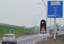 Frankhuis verkeerd op verkeersbord geplaatst