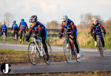 Wielrennen op de oude Hasselterweg