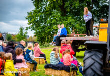 Sprookjes op de stoep (fotoreportage)