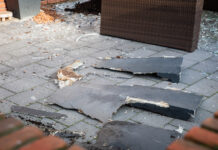 Politie zoekt getuigen na schade aan woning