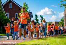 Duizenden wandelaars lopen avondvierdaagse door Stadshagen