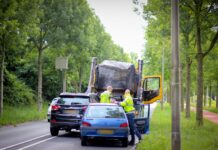 Auto’s botsen op Middelweg