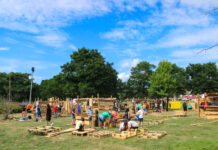 Huttendorp Stadshagen weer van start