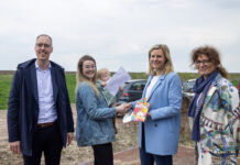 Feestelijke oplevering 32 eengezinswoningen in Beemd