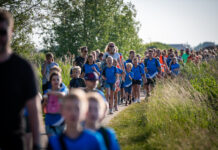 Fotoverslag: avondvierdaagse door Stadshagen