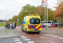 Scooterrijdster gewond na val op Werkerlaan