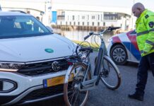 Fietsster gewond na aanrijding op Punterweg