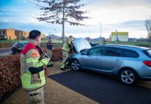 Buurtbewoner blust beginnende autobrand op Sportlaan