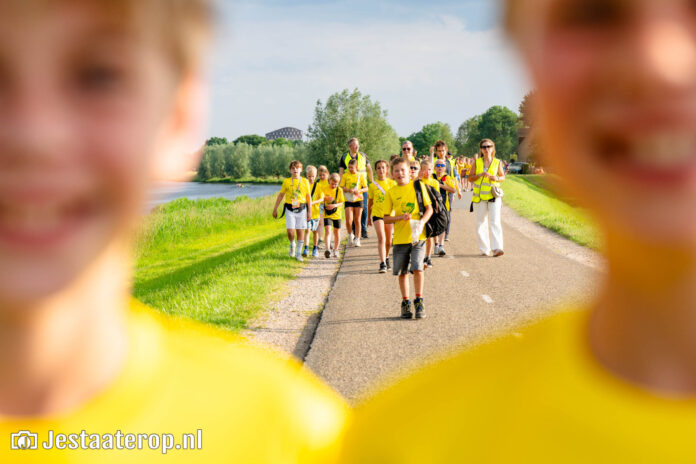 jestaaterop_260601192234_Z82_2862_Avond4daagse