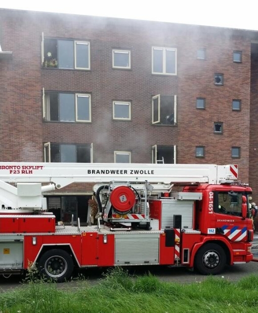 Grote brand appartementencomplex Karveelschipperstraat (update)