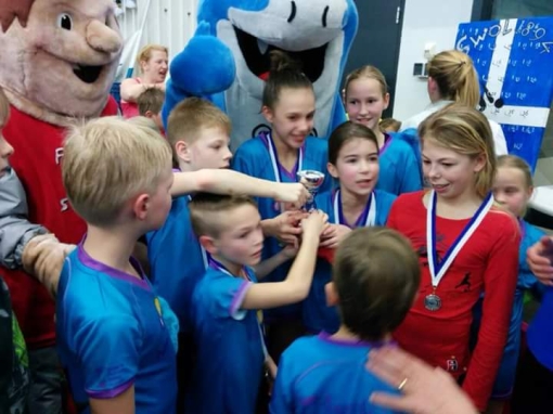 Twee scholen Stadshagen in de prijzen bij schoolzwemkampioenschappen